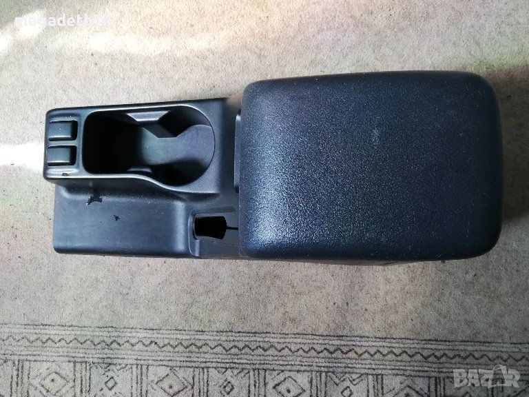 Подлакътник, жапка за   Opel Frontera B , снимка 1