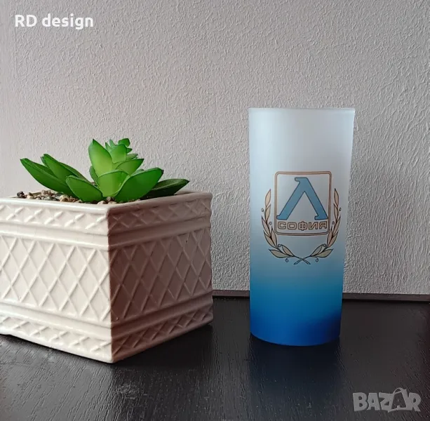 Стъклена чаша на Левски, снимка 1