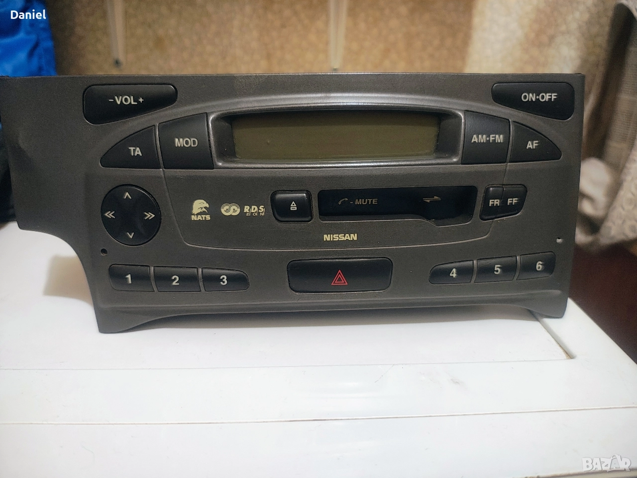 касетофон от Нисан премиера, снимка 1