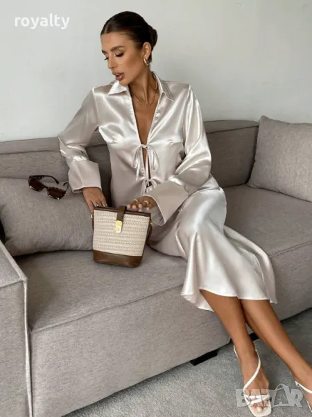 Елегантен сатенен комплект в кайсиев цвят , снимка 1