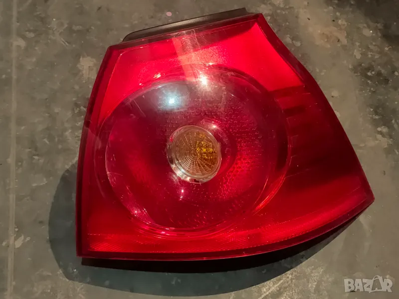 Заден десен (външен) стоп за VW Golf 5, снимка 1