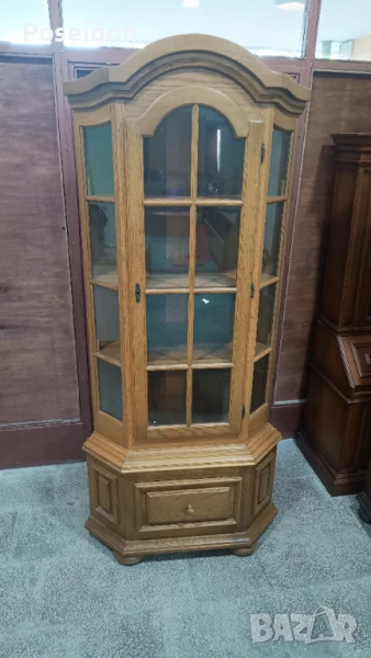 Ъглова витрина - дъб, масив, снимка 1