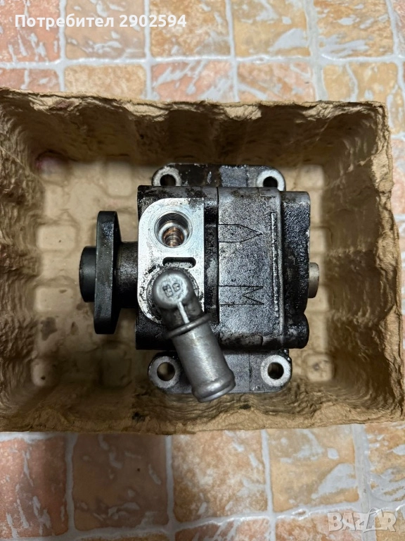 Оригинална Помпа за БМВ е90, снимка 1