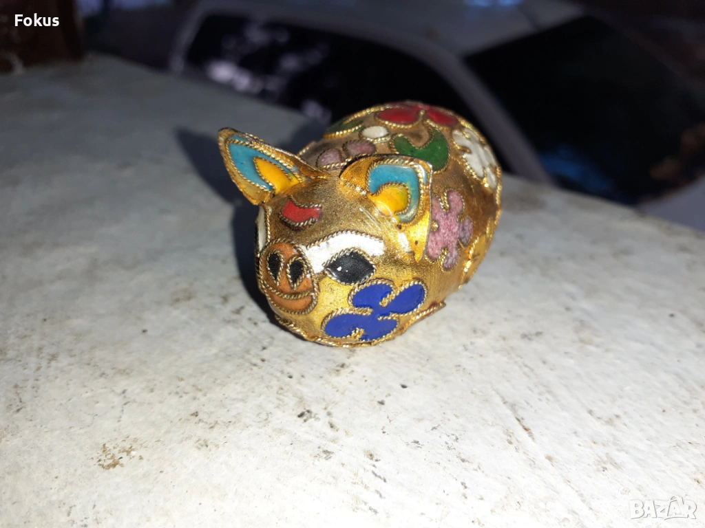Прасенце миниатюра клоазоне бронз клетъчен емайл, снимка 1