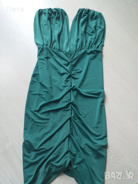 Чудесна рокля с метален орнамент на раменете, става и за туника , снимка 1