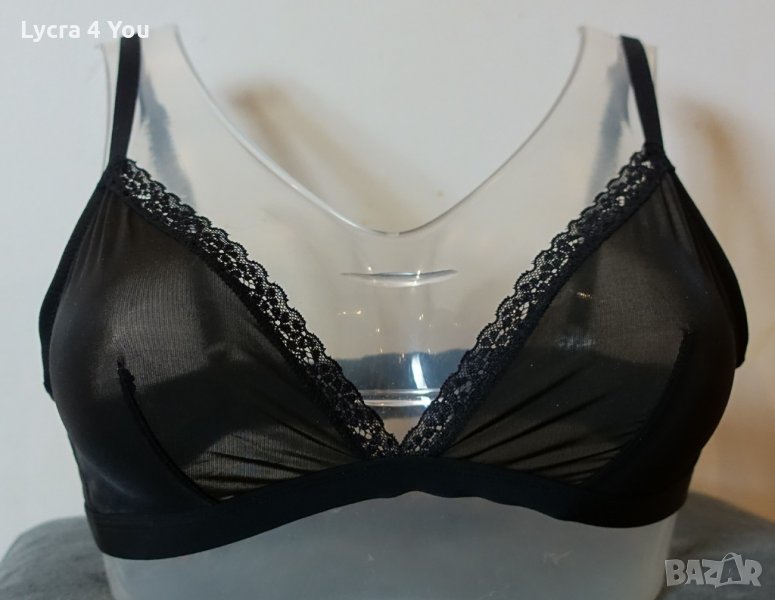 Черен сутиен с меки чашки и дантела , снимка 1