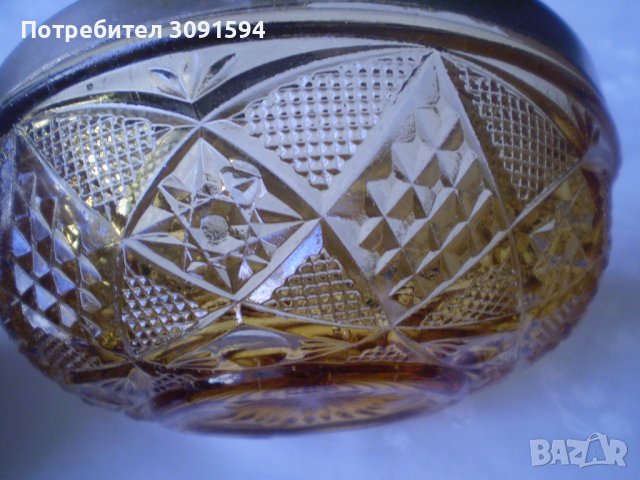Винтидж Кристална бонбониера Арт деко метал оригинално стъкло цвят карамел, снимка 6 - Други ценни предмети - 38457517