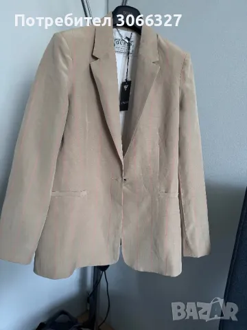 Ново сако на Guess