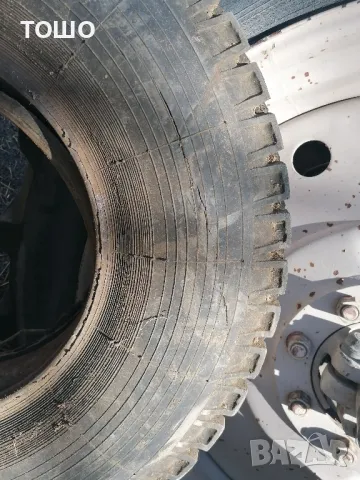 гуми, джанти и хидравлична бутилка за ремарке рсд 4 тона , снимка 8 - Селскостопанска техника - 42141809