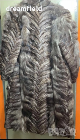 Предпразнична цена- Палто от сребърна лисица, снимка 2 - Палта, манта - 51620833