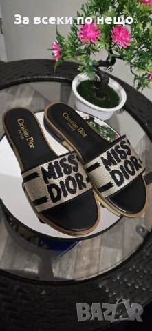 Miss Dior Дамски Чехли🩴Дамски Чехли Мис Диор Код E1310