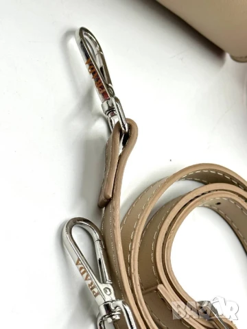 чанти prada , снимка 16 - Чанти - 51008619