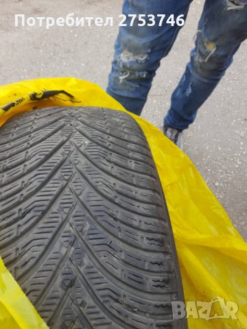 Четири броя зимни гуми, снимка 2 - Гуми и джанти - 31748350