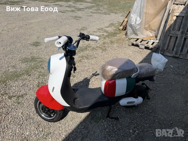 🛵 ЕЛЕКТРИЧЕСКИ СКУТЕР „ВЕСПА“ – 800W / 40 КМ/Ч ⚡🇮🇹, снимка 6 - Мотоциклети и мототехника - 55982629