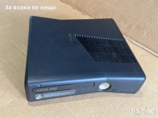 ОТЛИЧНО РАБОТЕЩА КОНЗОЛА Xbox 360s , Model 1439, снимка 3 - Xbox конзоли - 55843682