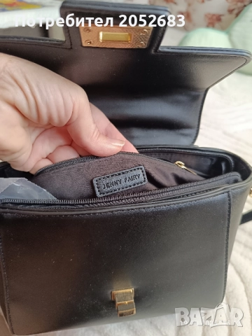 Дамска чанта, снимка 4 - Чанти - 51769442