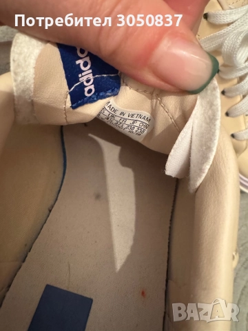 Обувки адидас, снимка 2 - Дамски ежедневни обувки - 52709024