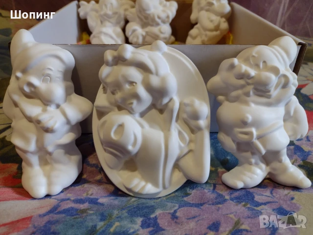 Фигури Снежанка и джуджета, снимка 4 - Статуетки - 50624754