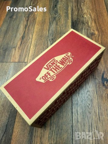 Vans Era (I Heart Vans) - чисто нови / размер 36.5 и 43 / UK 4 и 9, снимка 2 - Спортни обувки - 40132371