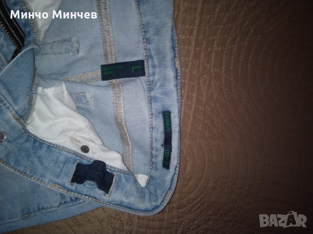 Дънки на BENETON, снимка 2 - Детски панталони и дънки - 34511327