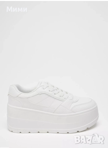 Едноцветни-бели кецове от Zara с платформа