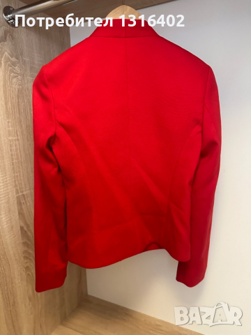 Ново елегантно сако “Dika”, размер XS, снимка 4 - Сака - 44716702