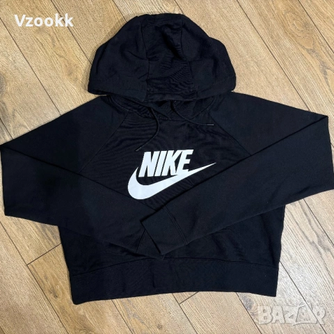 Дамско горнище Nike Sportswear | M размер, снимка 2 - Суичъри - 53091463