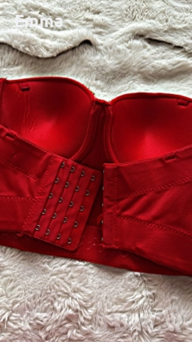 Червено бюстие, снимка 2 - Корсети, бюстиета, топове - 52882617