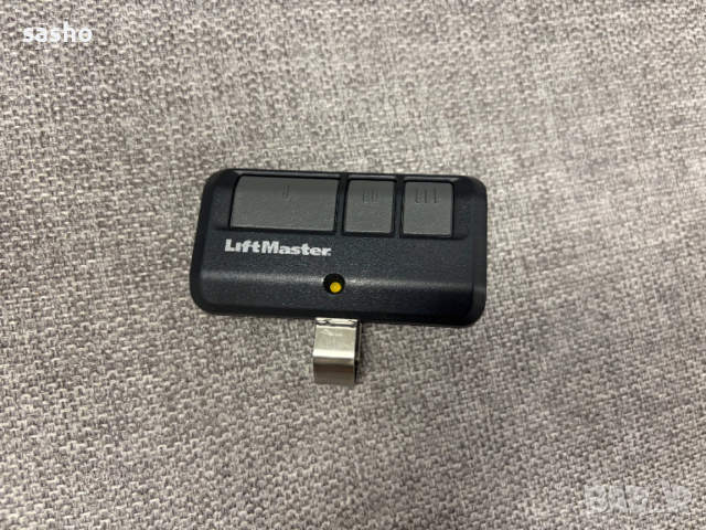 Дистанционно за гаражна врата LiftMaster 893LM