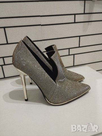 Сребърно-златисти елегантни обувки , снимка 3 - Дамски елегантни обувки - 40309087
