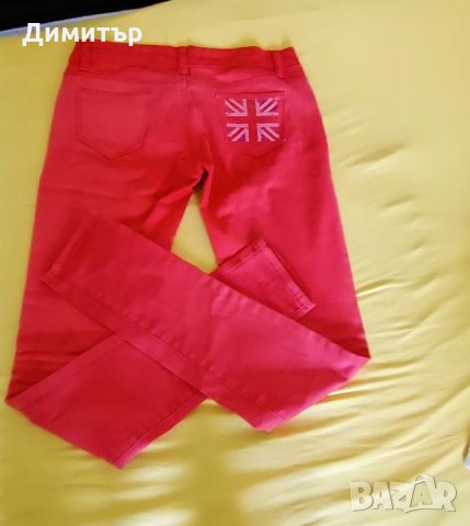 Дамски червени дънки, снимка 4 - Дънки - 30916618