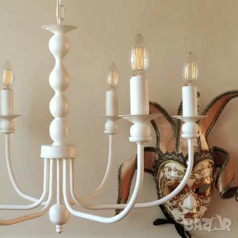 Нов модел  модерен полилей тип свещ и с  текстилни абажури и 6 рамена 