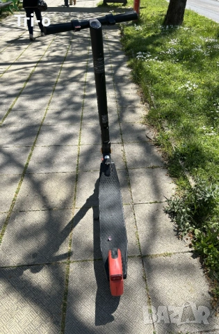 Ninebot KickScooter ES1LD Powered by Segway - електрическа тротинетка, снимка 7 - Скейтборд, ховърборд, уейвборд - 54334282