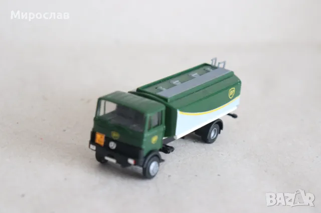 ROCO??? H0 1/87 MERCEDES ЦИСТЕРНА КАМИОН ИГРАЧКА МОДЕЛ, снимка 2 - Колекции - 49633688