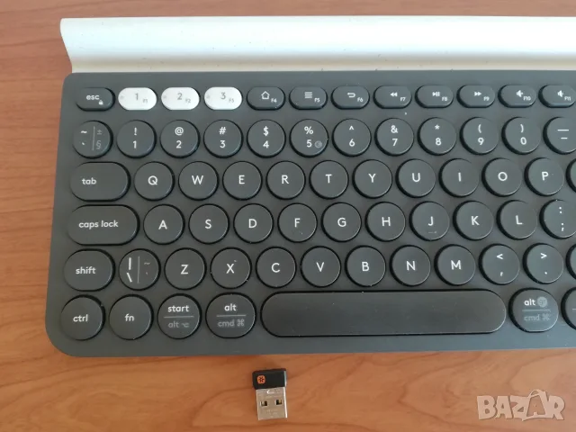 Logitech K780 Unify и Bluetooth клавиатура, снимка 2 - Клавиатури и мишки - 56119159