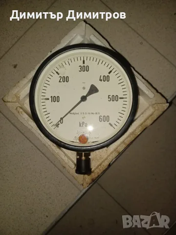 продавам манометри
