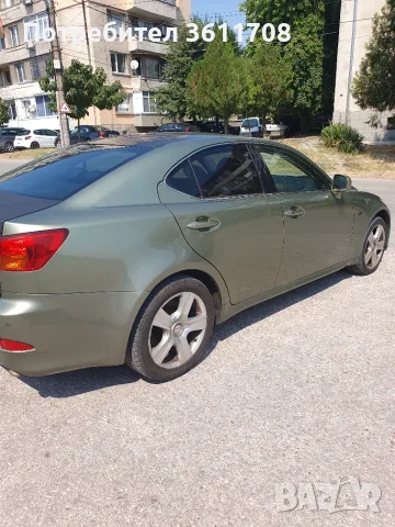Лексус  Is 220d, снимка 4 - Автомобили и джипове - 56140260