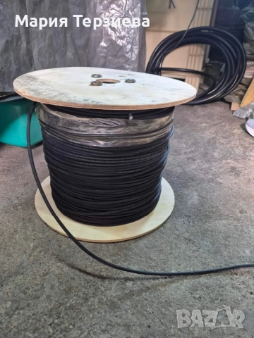 Соларен кабел 1х6 черен и червен цвят , снимка 2 - Кабели - 51446378