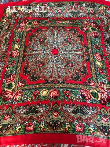 Голям руски вълнен шал НОВ с ЕТикет , снимка 7 - Шалове - 52802177