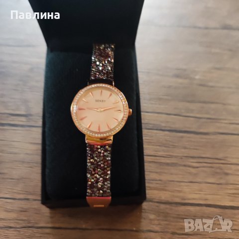 Дамски часовник със Сваровски , снимка 10 - Дамски - 38349995