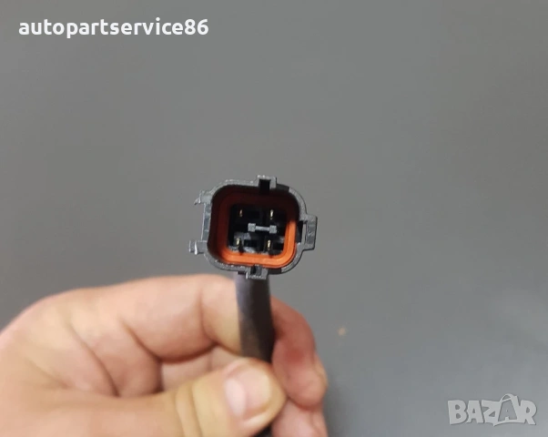 брава на предната лява врата за KIA Carnival CRDi (2002–2006), снимка 3 - Части - 53198565