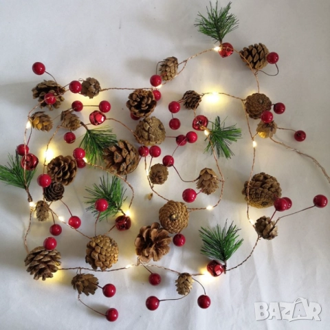Светеща коледна украса с LED светлини, шишарки и борови клонки, снимка 5 - Други стоки за дома - 52087300
