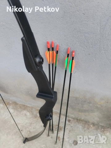Лък, стрели, колчан, предпазител , снимка 4 - Лъкове и арбалети - 49340035