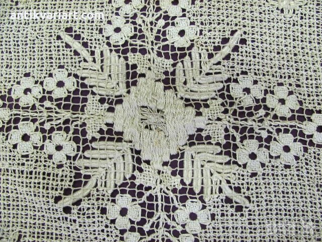 19 век Ръчно Плетена Покривка за Маса, снимка 6 - Антикварни и старинни предмети - 31860896