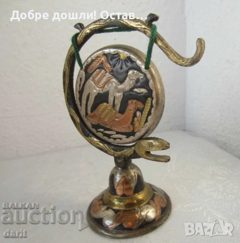 Гонгове:  ГОНГ със змия и камила метал бронз месинг,   пепелник с камила, снимка 9 - Статуетки - 33393716