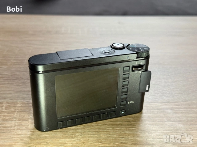 Samsung NV10, снимка 2 - Фотоапарати - 54036676