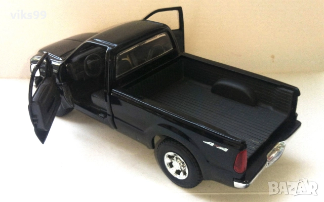 Ford F-350 Super Duty Pickup 1999 Maisto 1:27, снимка 2 - Колекции - 36666634