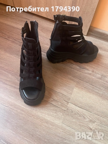 Сандали на платформа, снимка 2 - Сандали - 51339490