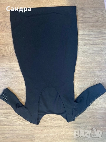 Черна рокля, снимка 2 - Рокли - 54250902