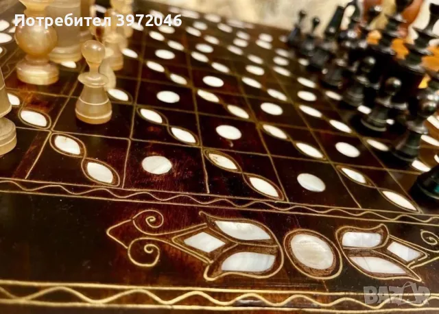 Антикварен шах с чекмедже , снимка 8 - Антикварни и старинни предмети - 50309299